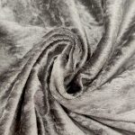 70 x 90" Tischdecke aus grauem, gecrashtem Samt