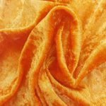 90 x 90" Orange zerknitterte Samt-Tischdecke